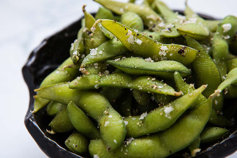 Steamed edamame